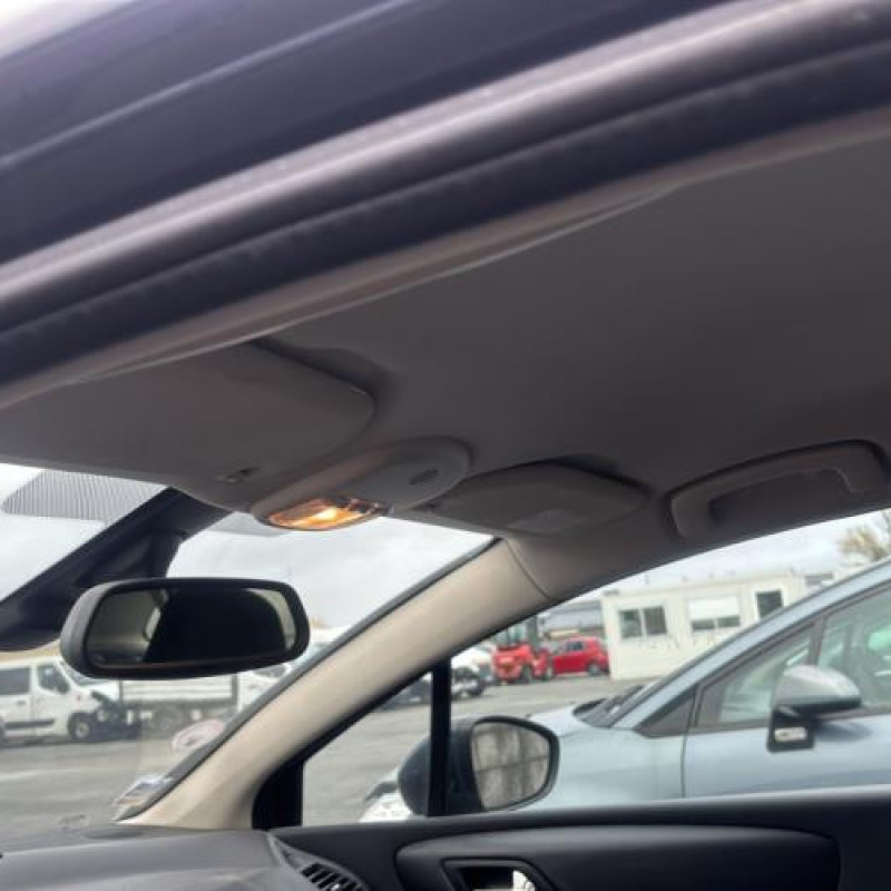 Attache ceinture avant droit CITROEN C4 1 Photo n°17