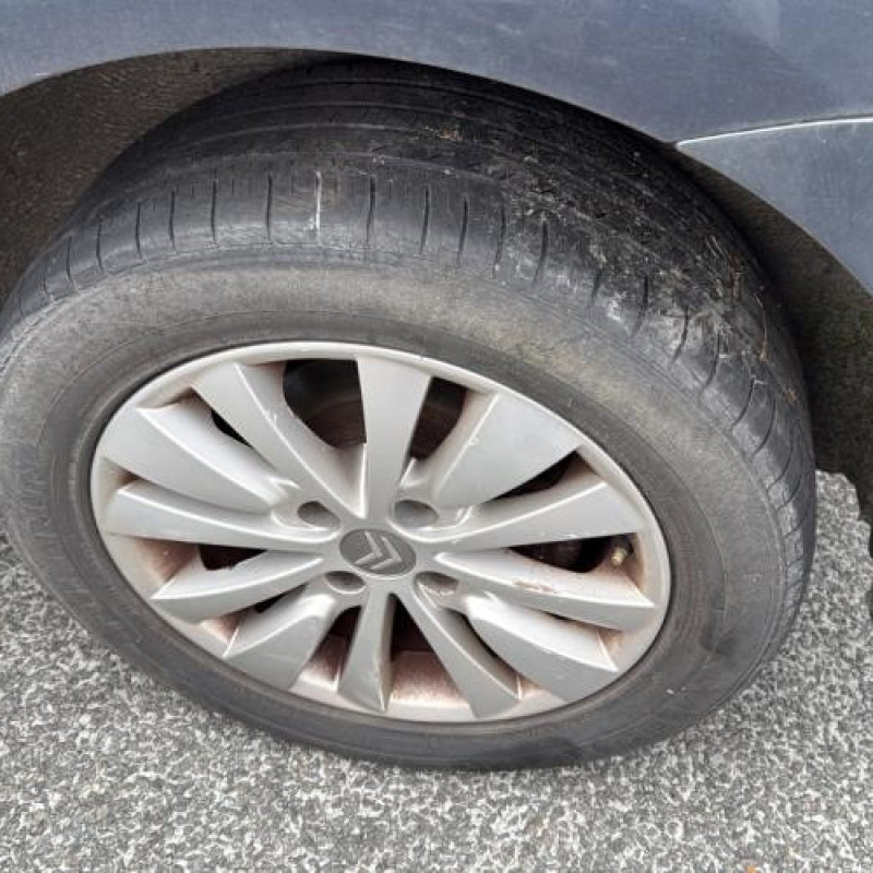 Reservoir essence CITROEN C4 GRAND PICASSO 1 Photo n°5