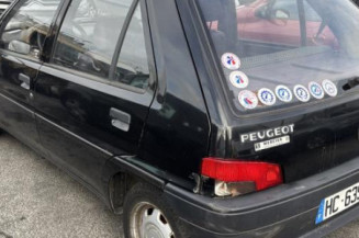 Retroviseur droit PEUGEOT 106