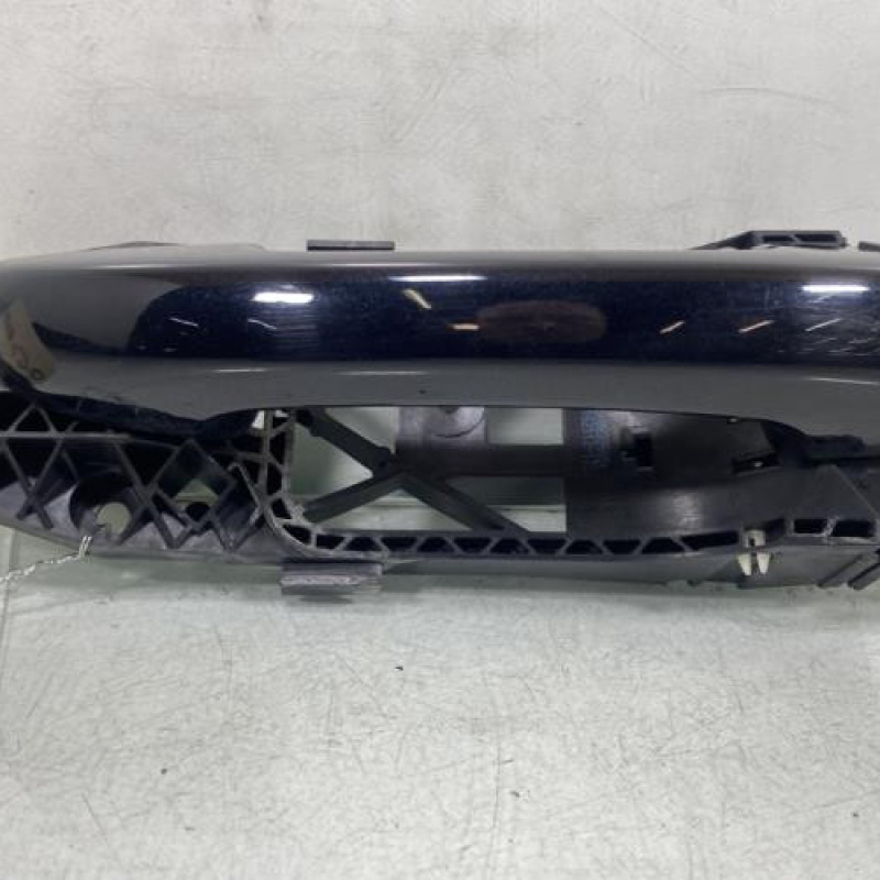 Poignee porte arriere gauche VOLKSWAGEN GOLF 6 Photo n°3