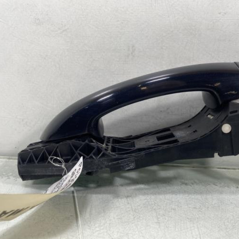 Poignee porte avant gauche VOLKSWAGEN GOLF 6 Photo n°1