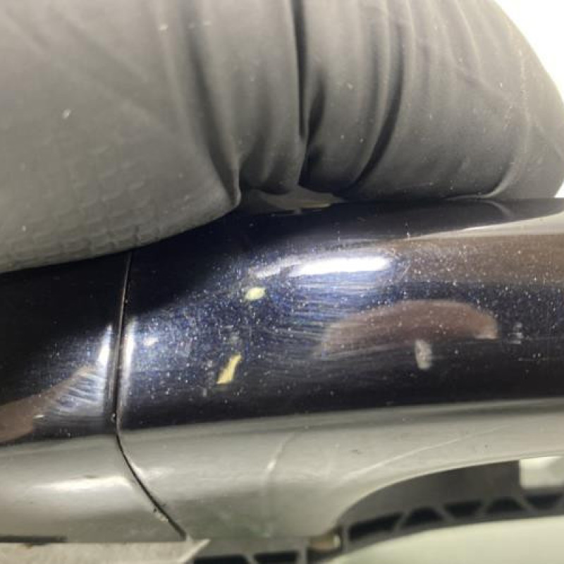 Poignee porte avant gauche VOLKSWAGEN GOLF 6 Photo n°4