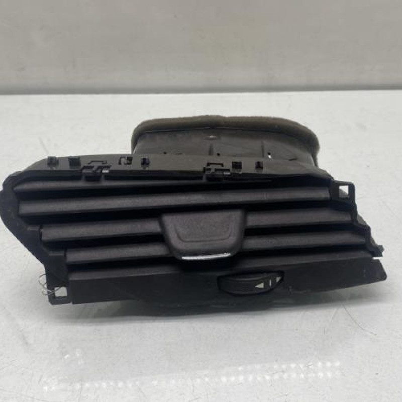 Aerateur tableau de bord avant droit OPEL CORSA E Photo n°1