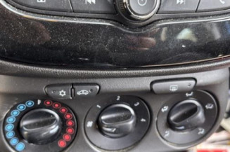 Aerateur tableau de bord avant gauche OPEL CORSA E
