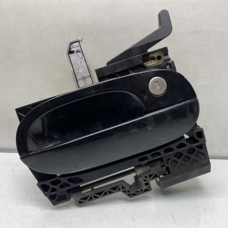 Poignee porte avant droit BMW Z4 E85 Photo n°1