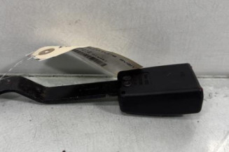 Attache ceinture avant droit RENAULT CLIO 3