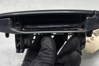 Poignee porte avant gauche DACIA LOGAN 1