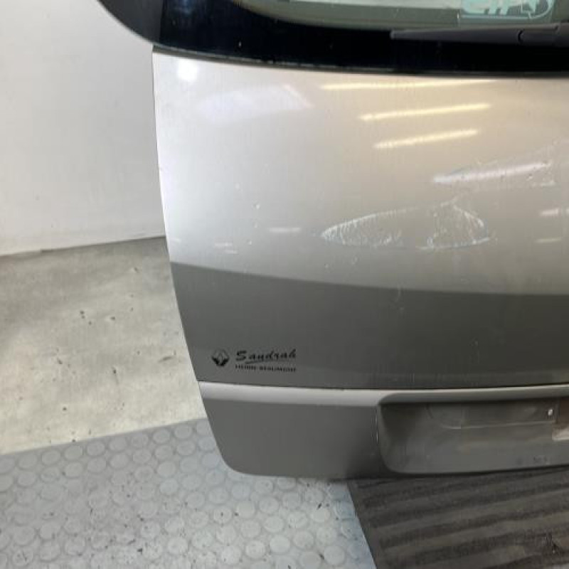 Malle/Hayon arriere RENAULT GRAND SCENIC 2 Photo n°6