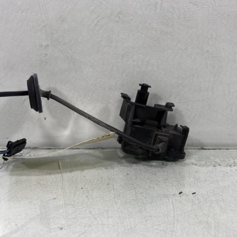 Actionneur verrou trappe d'essence VOLKSWAGEN GOLF 7 Photo n°3