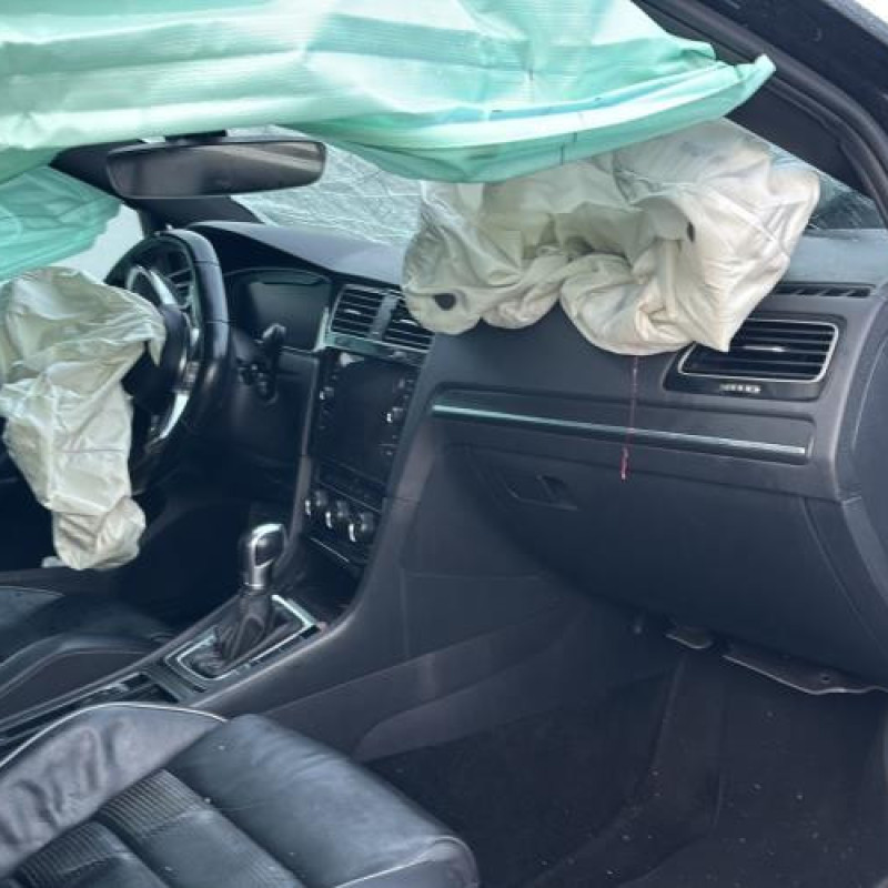 Actionneur verrou trappe d'essence VOLKSWAGEN GOLF 7 Photo n°20