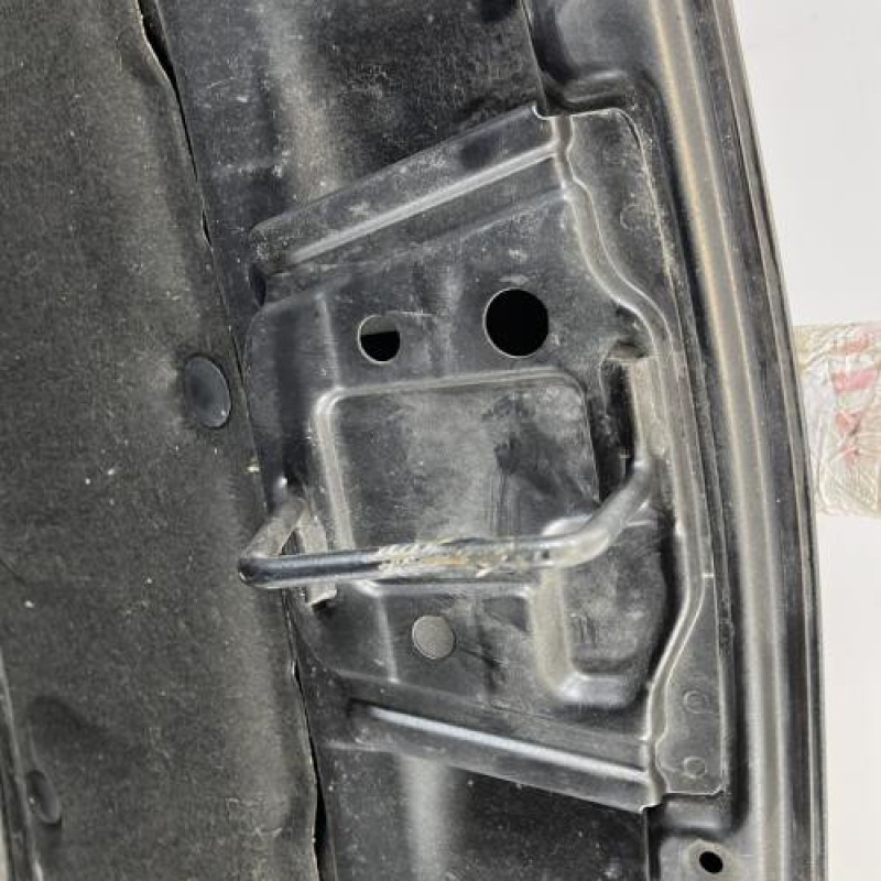 Capot TOYOTA YARIS 2 Photo n°6