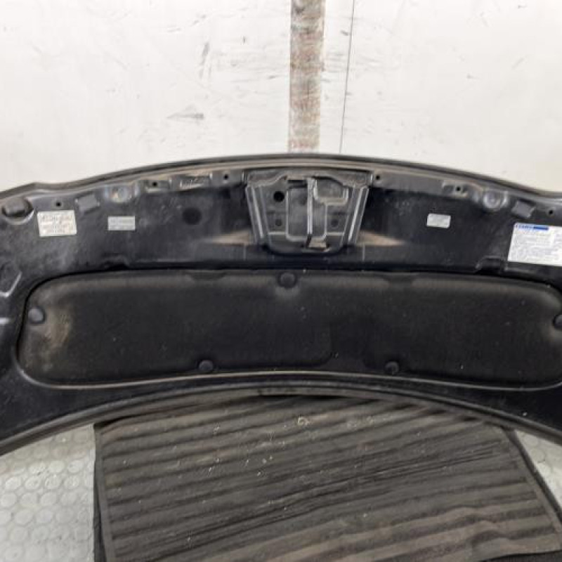 Capot TOYOTA YARIS 2 Photo n°9