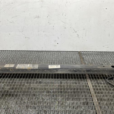 Renfort pare choc arriere (traverse) TOYOTA YARIS 2