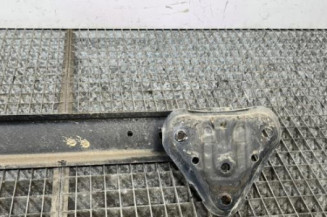 Renfort pare choc arriere (traverse) TOYOTA YARIS 2