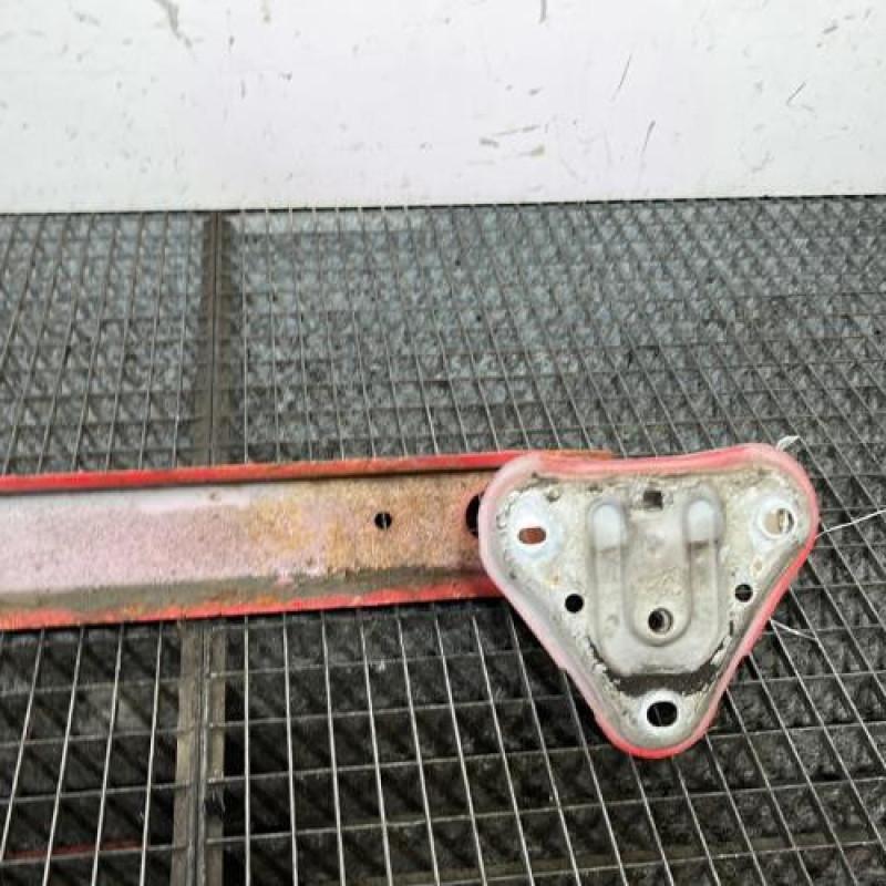 Renfort pare choc arriere (traverse) TOYOTA YARIS 2 Photo n°6