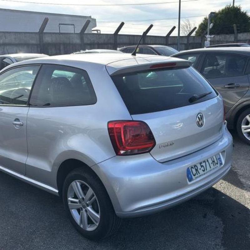 Antenne VOLKSWAGEN POLO 5 Photo n°18