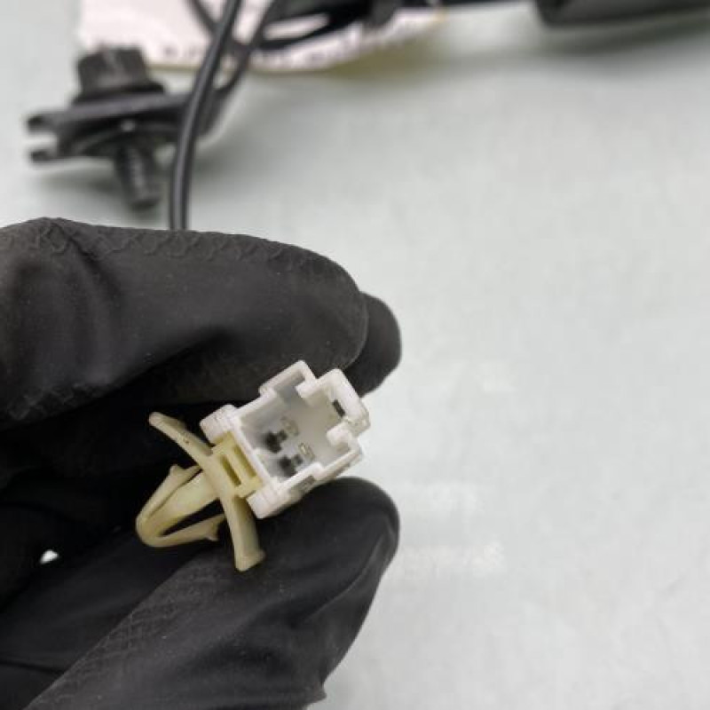 Attache ceinture avant droit CHEVROLET SPARK Photo n°5