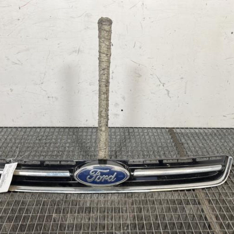 Calandre FORD KUGA 2 Photo n°1