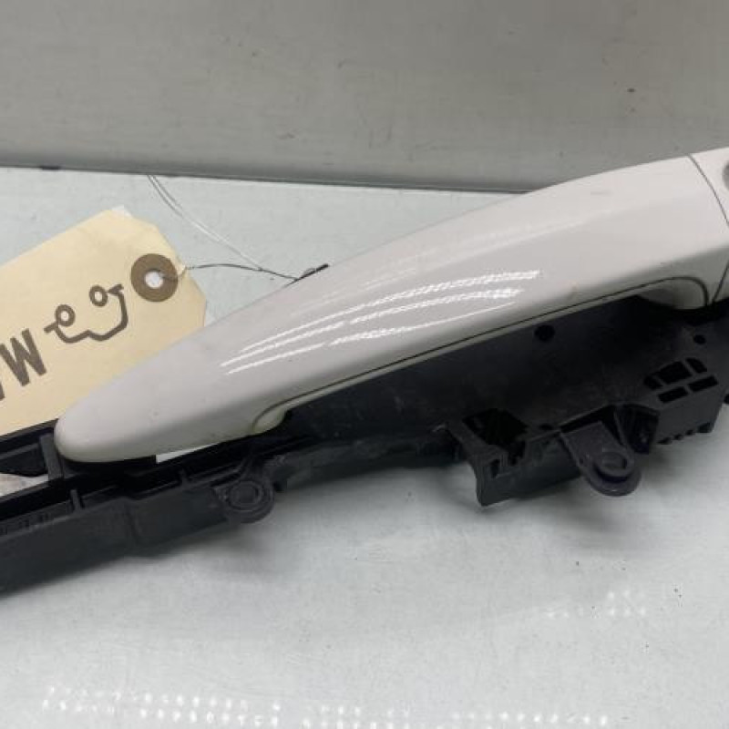 Poignee porte avant gauche BMW SERIE 1 E87 Photo n°1