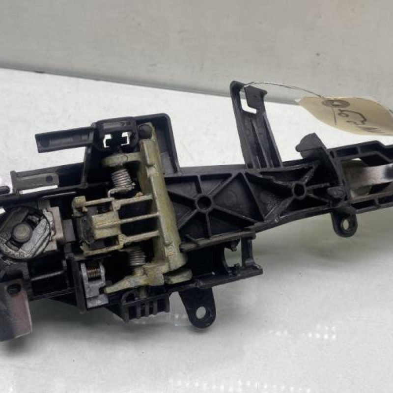 Poignee porte avant gauche BMW SERIE 1 E87 Photo n°3