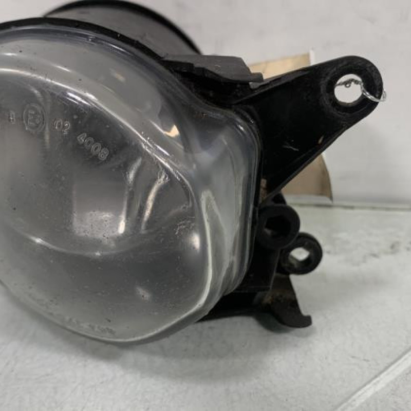 Anti brouillard droit (feux) AUDI A4 1 Photo n°4