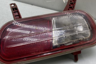 Anti brouillard arriere droit PEUGEOT 5008 1 Photo n°1