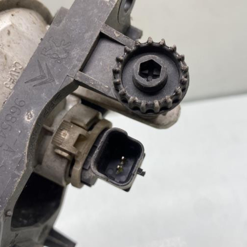 Anti brouillard droit (feux) PEUGEOT 5008 1 Photo n°3