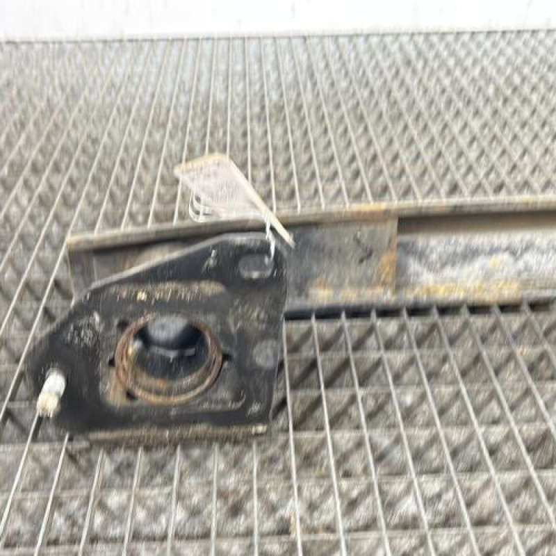 Renfort pare choc arriere (traverse) OPEL CORSA D Photo n°5