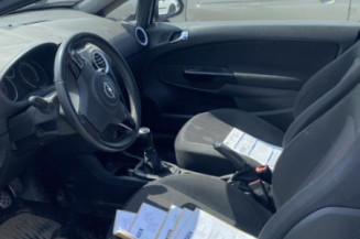 Renfort pare choc arriere (traverse) OPEL CORSA D