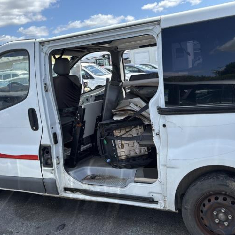 Capot RENAULT TRAFIC 2 Photo n°14