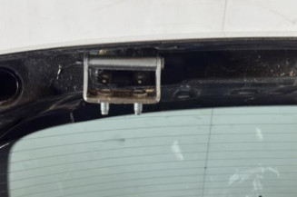 Malle/Hayon arriere NISSAN QASHQAI 1