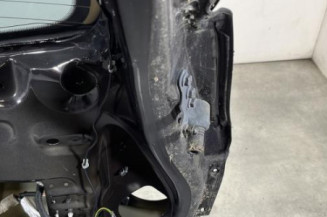 Malle/Hayon arriere NISSAN QASHQAI 1