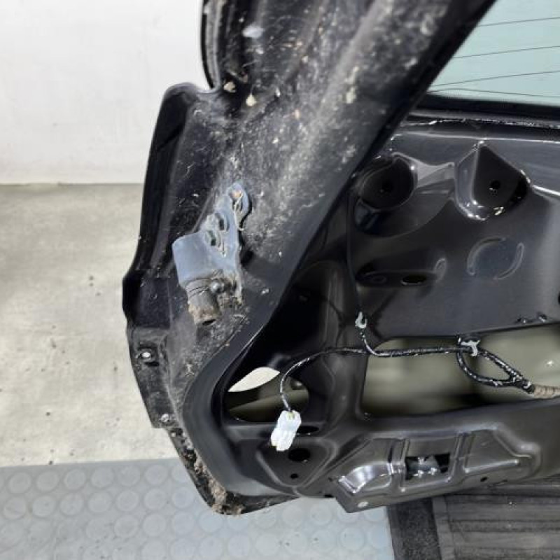 Malle/Hayon arriere NISSAN QASHQAI 1 Photo n°9