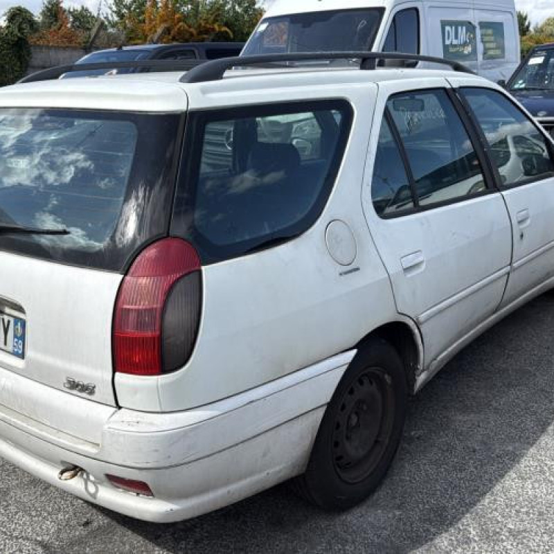Retroviseur droit PEUGEOT 306 Photo n°8