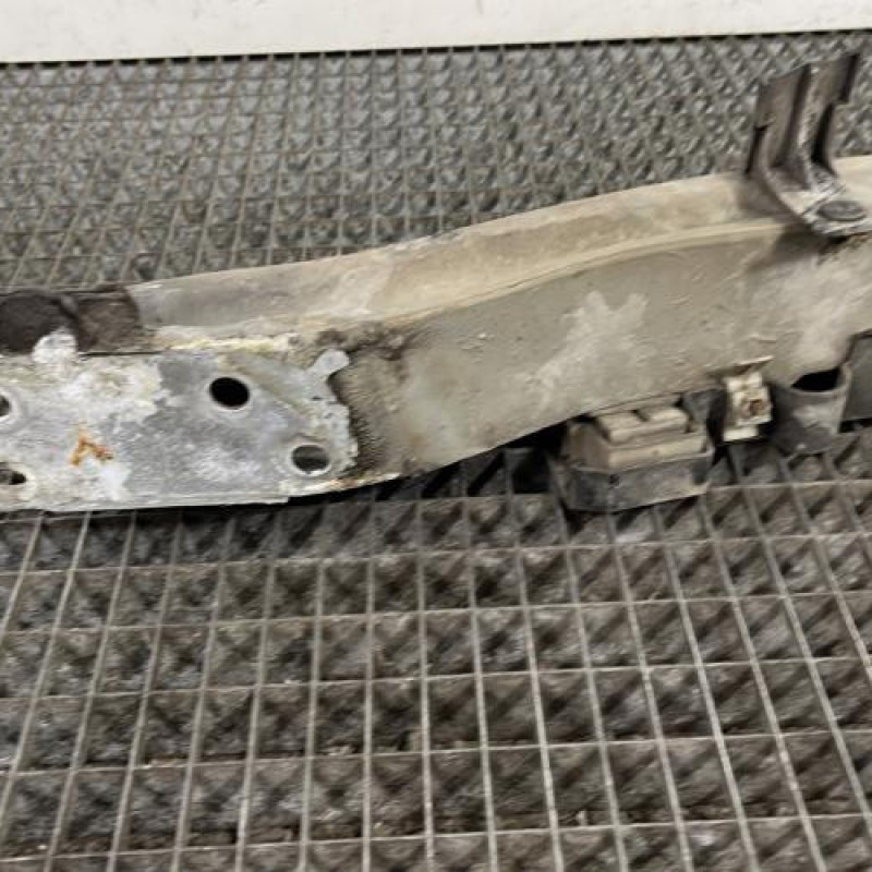 Renfort pare choc arriere (traverse) RENAULT ESPACE 4 Photo n°4