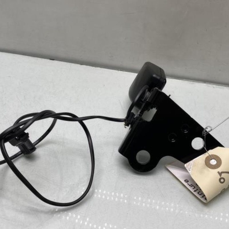 Attache ceinture arriere gauche CITROEN DS5 Photo n°5