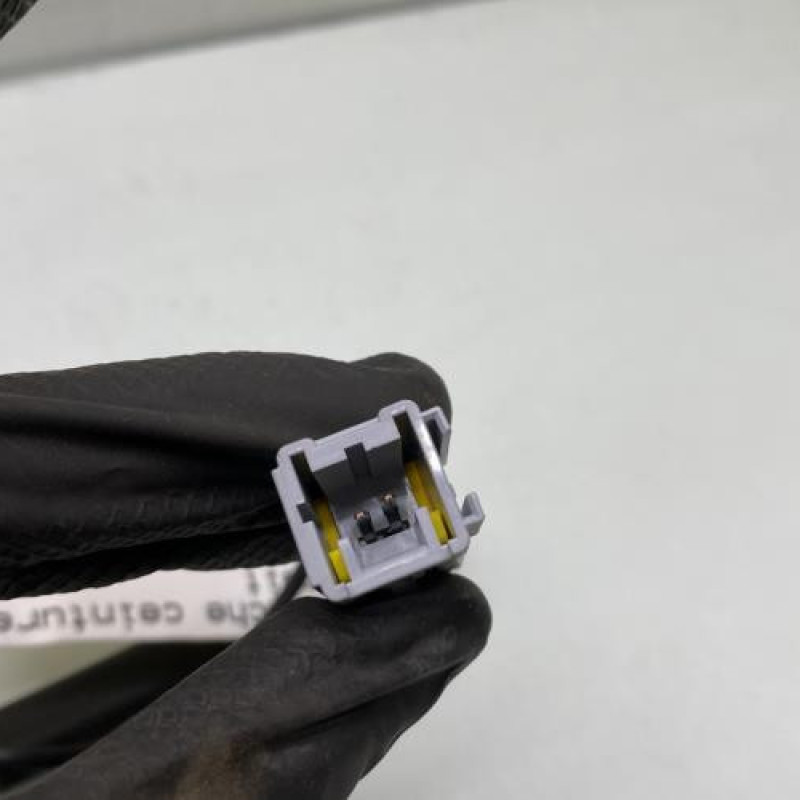 Attache ceinture avant droit CITROEN DS5 Photo n°3