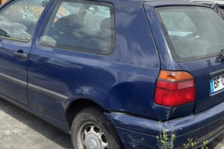 Arret de porte avant droit VOLKSWAGEN GOLF 3