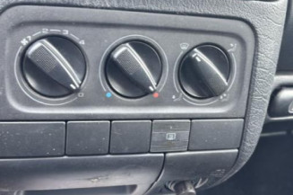 Arret de porte avant droit VOLKSWAGEN GOLF 3