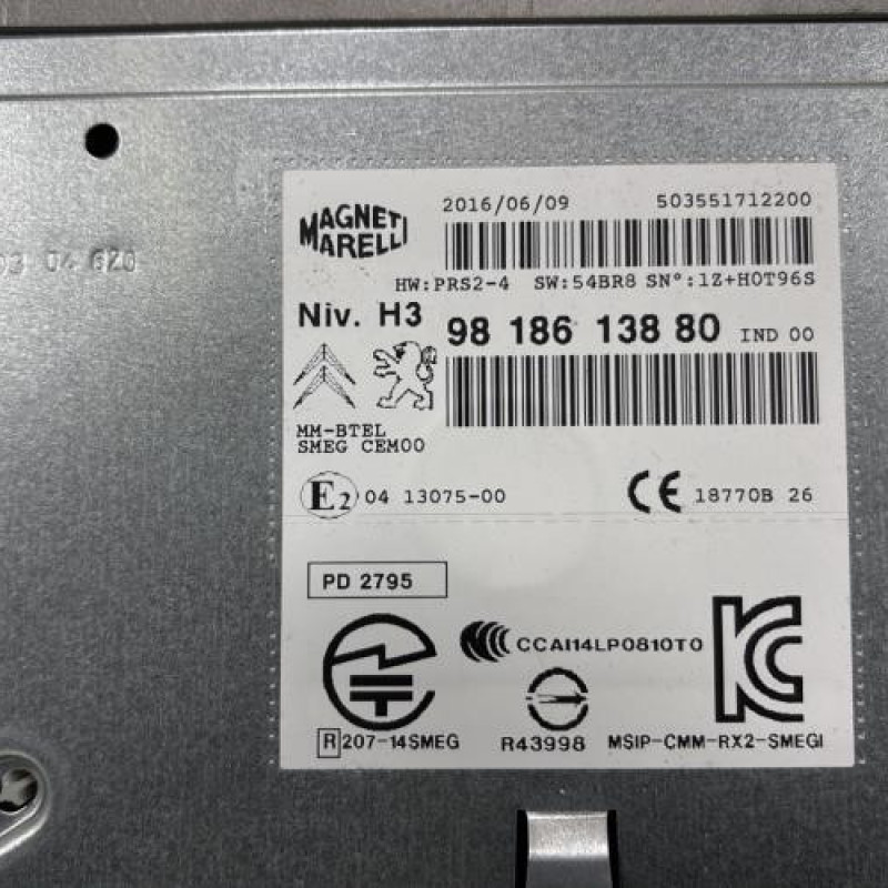 Autoradio d'origine PEUGEOT 508 1 SW Photo n°3