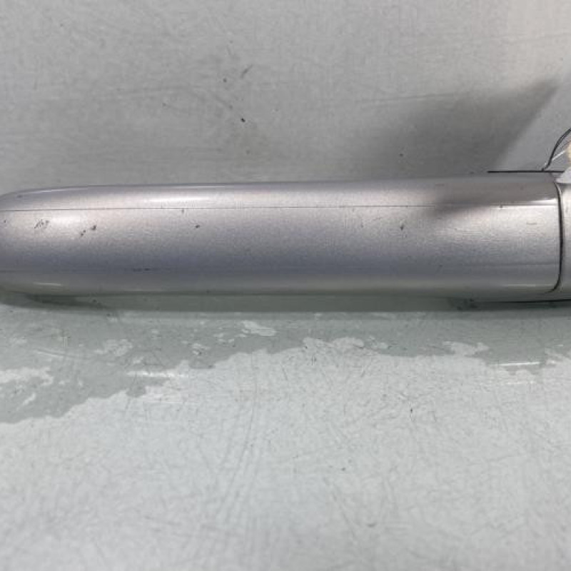 Poignee porte arriere gauche VOLKSWAGEN POLO 3 Photo n°2