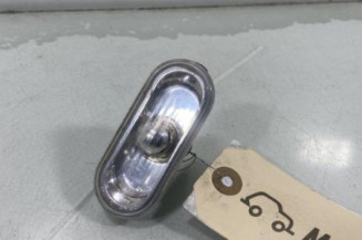 Repetiteur clignotant avant droit  (Feux) VOLKSWAGEN POLO 4 Photo n°1