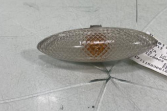 Repetiteur clignotant avant gauche (Feux) TOYOTA YARIS 1 Photo n°1