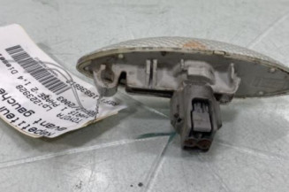 Repetiteur clignotant avant gauche (Feux) TOYOTA YARIS 1
