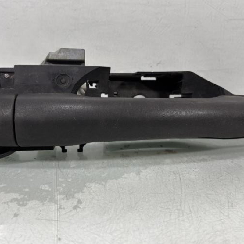 Poignee porte avant gauche RENAULT CLIO 3 Photo n°1