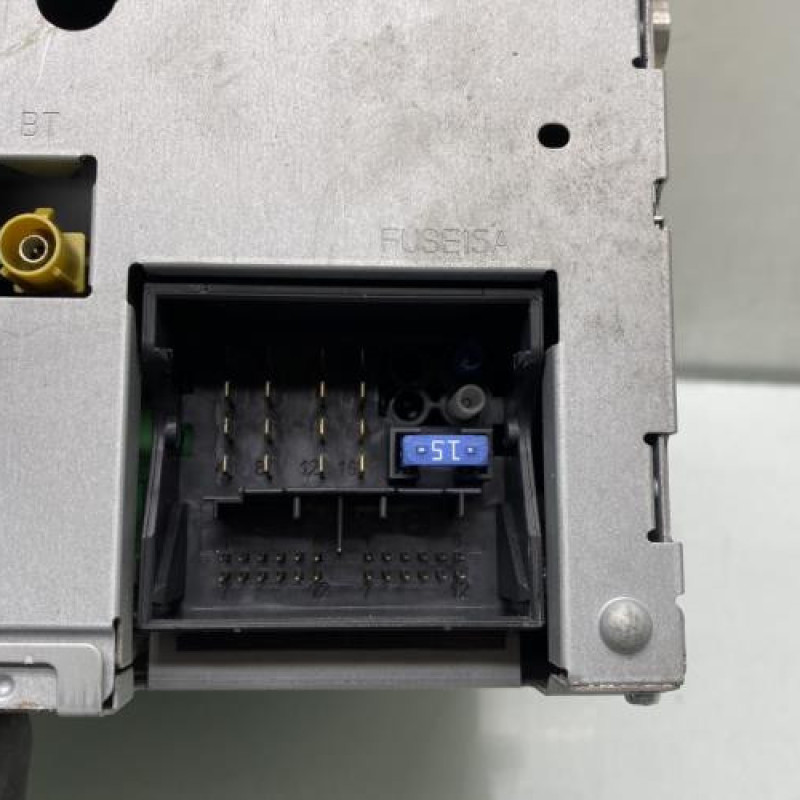 Autoradio d'origine MERCEDES CLASSE A 176 Photo n°5