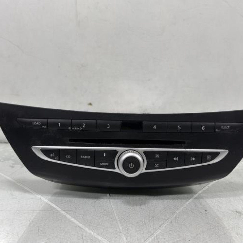 Autoradio d'origine RENAULT LAGUNA 3 Photo n°1