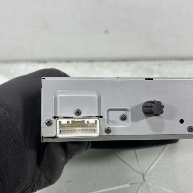 Autoradio d'origine RENAULT LAGUNA 3 Photo n°6