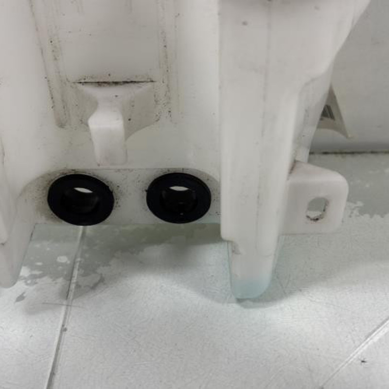 Vase de lave glace TOYOTA YARIS 3 Photo n°5