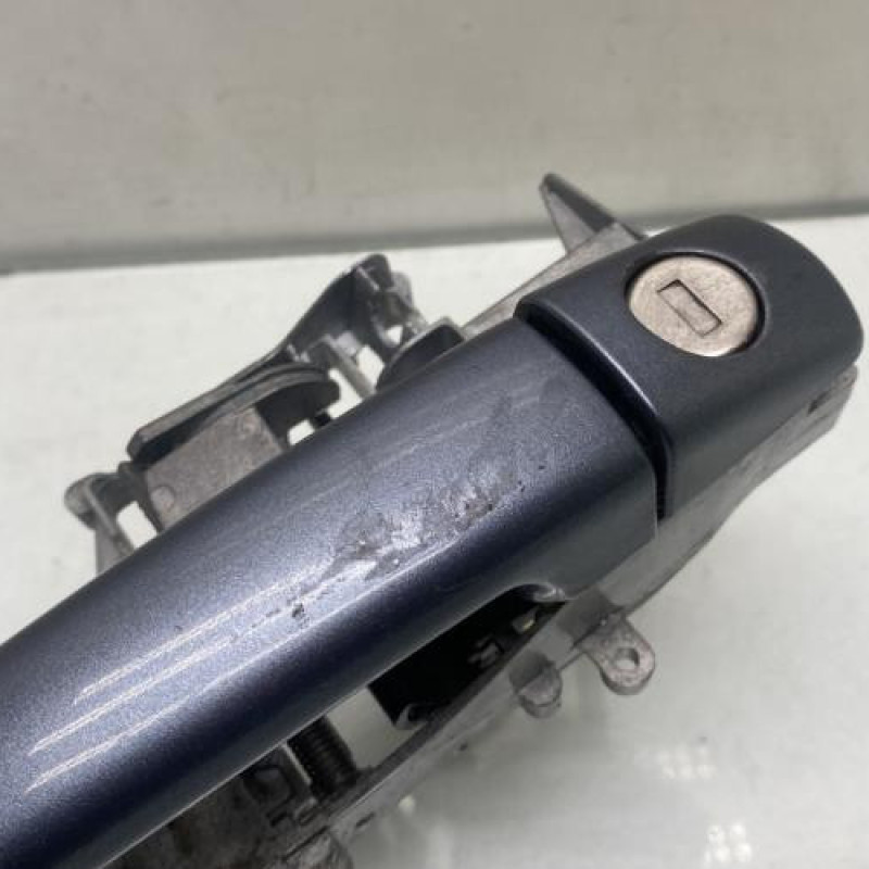 Poignee porte avant gauche PEUGEOT 207 Photo n°3